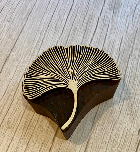 Intricate Ginkgo Block