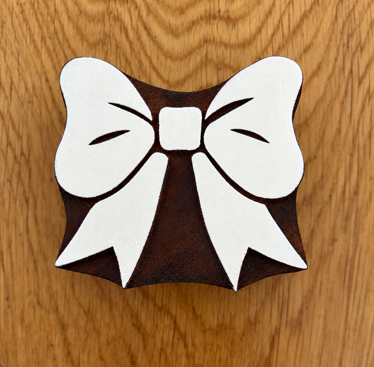 Large Bow Block